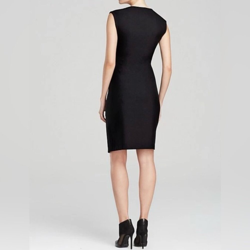 Diane von Furstenberg Black Sleeveless V-Neck Dress w/side ruching & side slit - Picture 2 of 7